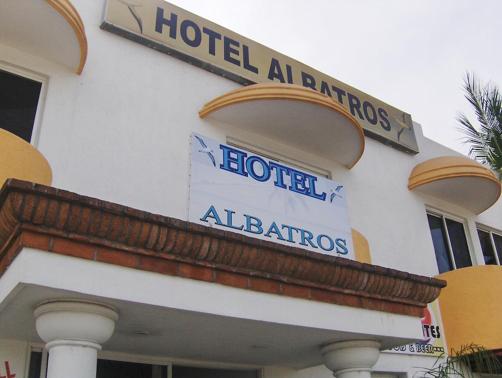 Hotel Albatros Мансанильо Экстерьер фото